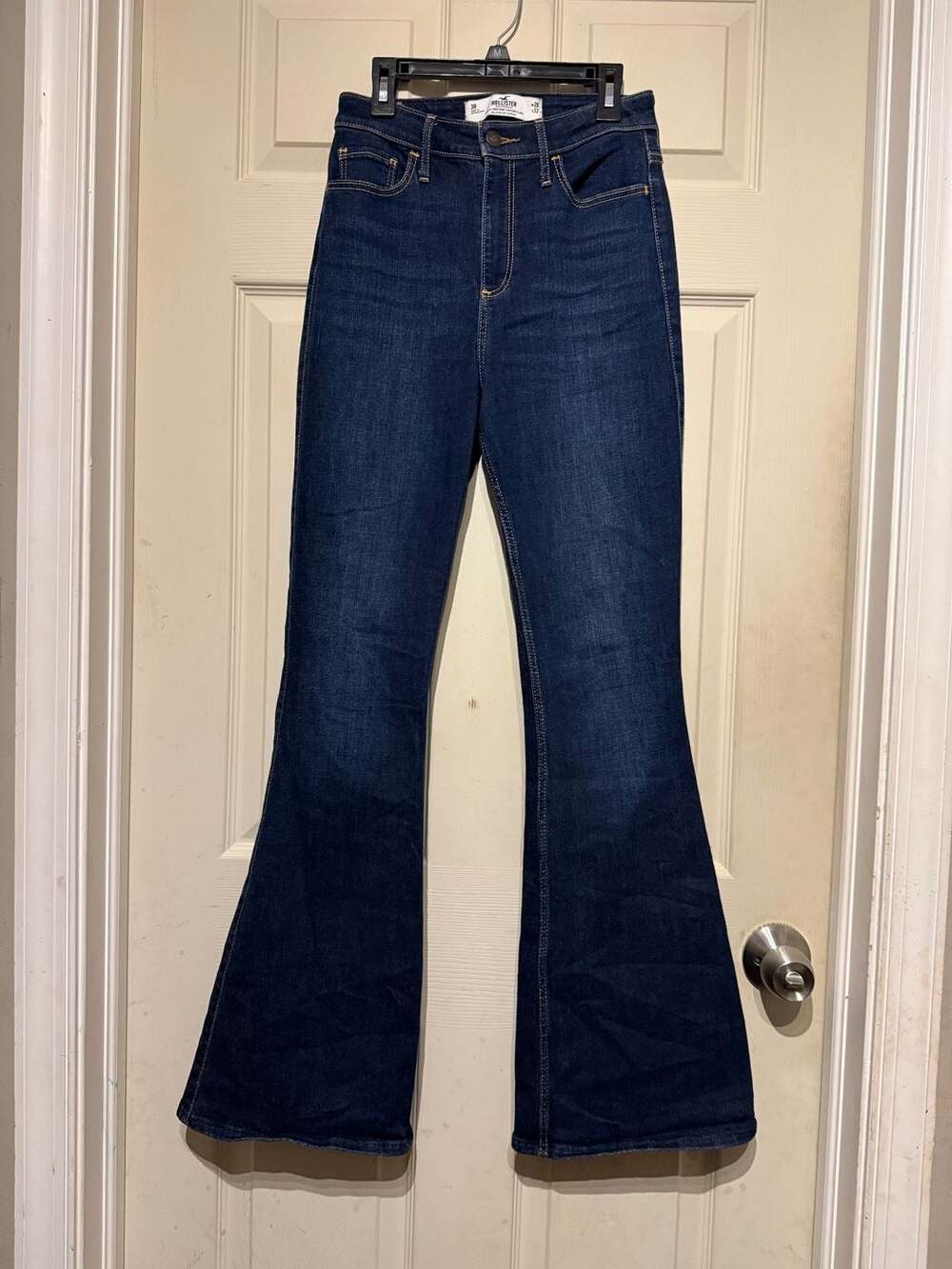 Hollister Curvy High-Rise Vintage Flare Jeans Size 3R Dark Wash Soft Stretch